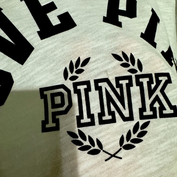 VS Pink varsity tee - Picture 3 of 4